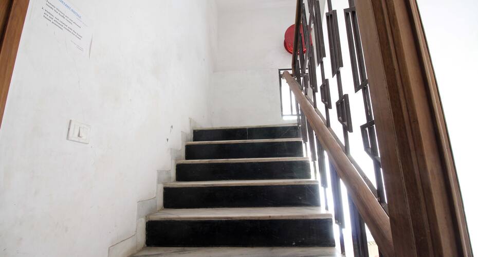 AI Fazal Residence, New Delhi 4
